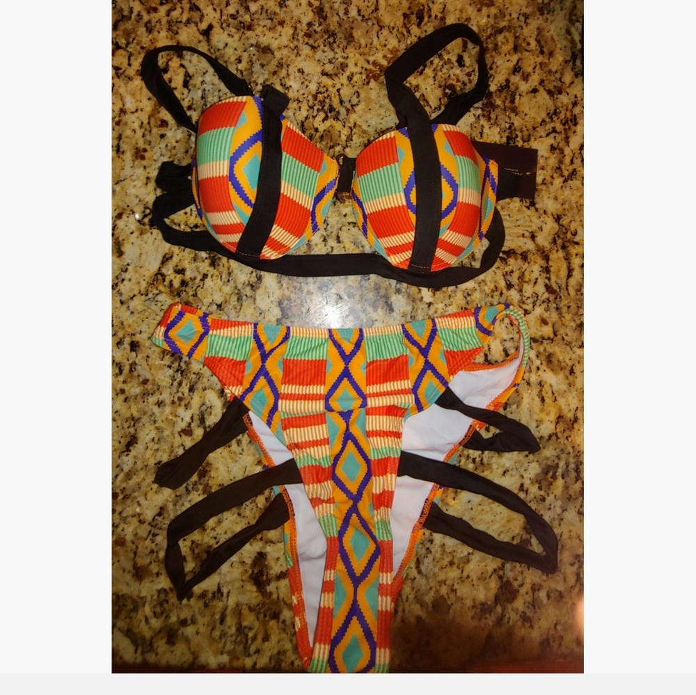 Sexy two piece geometrical bikini